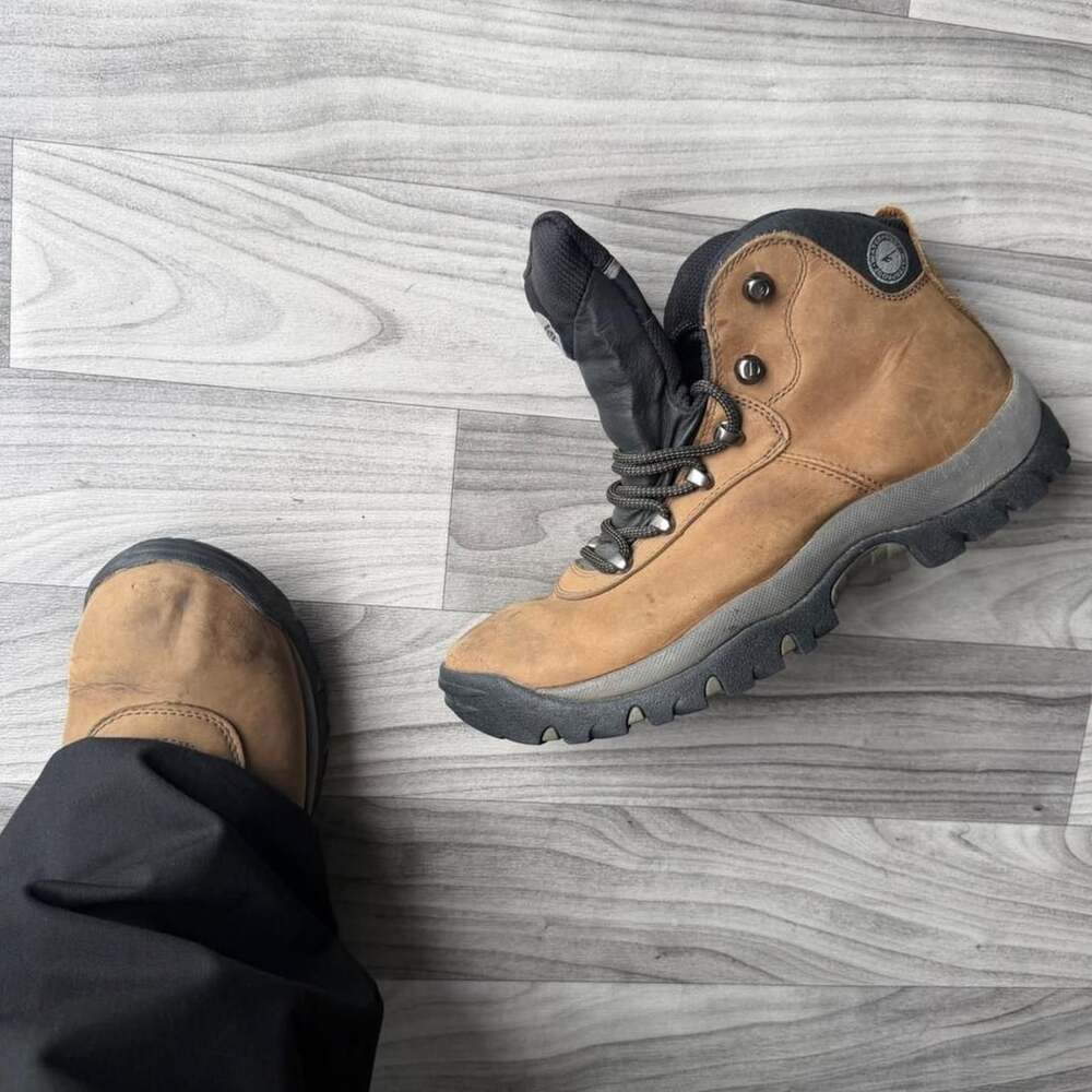 Hi-Tec Altitude 4802 Brown Waterproof Hiking Boots